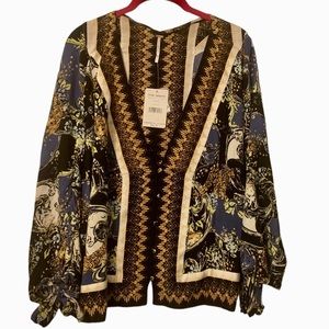 FREE PEOPLE Catch Me Of You Can Top- Size Large